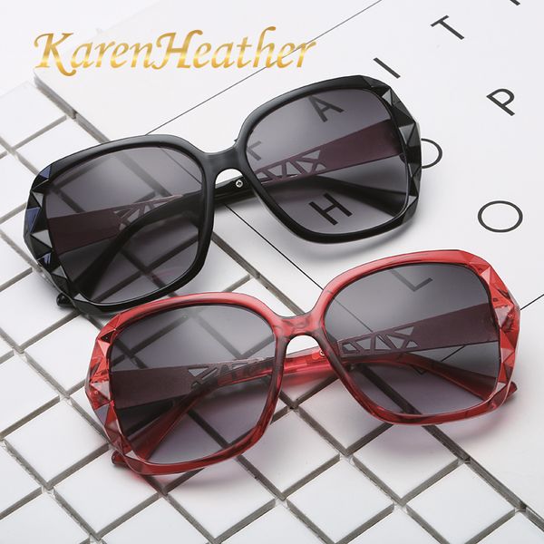 sunglasses women polarized elegant rhinestone ladies sun glasses female sunglasses benzen shades with case 9827, White;black
sunglasses women polarized elegant rhinestone ladies sun glasses female sunglasses benzen shades with case 9827, White;black