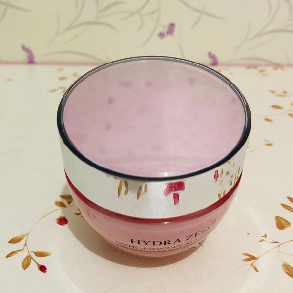 hydra zen neocalm day cream instant moisturizing skin relief multi-relief anti-stress face cream 50ml 2018 good
hydra zen neocalm day cream instant moisturizing skin relief multi-relief anti-stress face cream 50ml 2018 good