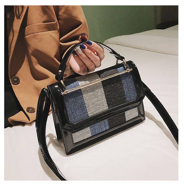 plaid bags women shoulder messenger bags fashion designer ostrich cross body bags female handbags famous brands youzai /10
plaid bags women shoulder messenger bags fashion designer ostrich cross body bags female handbags famous brands youzai /10