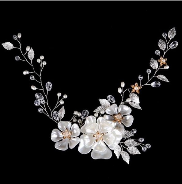 ornaments, flowers, leaves, crystal beads, sweet hair, brides, wedding accessories, headbands, Slivery;golden
ornaments, flowers, leaves, crystal beads, sweet hair, brides, wedding accessories, headbands, Slivery;golden