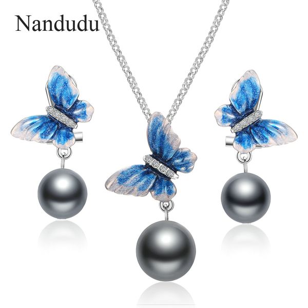 nandudu fashion rhinestone butterfly imitation pearl earrings and necklace jewelry set wholesale for women cn354, Silver
nandudu fashion rhinestone butterfly imitation pearl earrings and necklace jewelry set wholesale for women cn354, Silver
