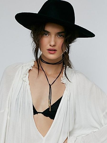 new arrival fashion charm bohemia black leather choker necklace jewelry long tassel adjustable pendants necklaces black chokers 80s 90s, Golden;silver
new arrival fashion charm bohemia black leather choker necklace jewelry long tassel adjustable pendants necklaces black chokers 80s 90s, Golden;silver