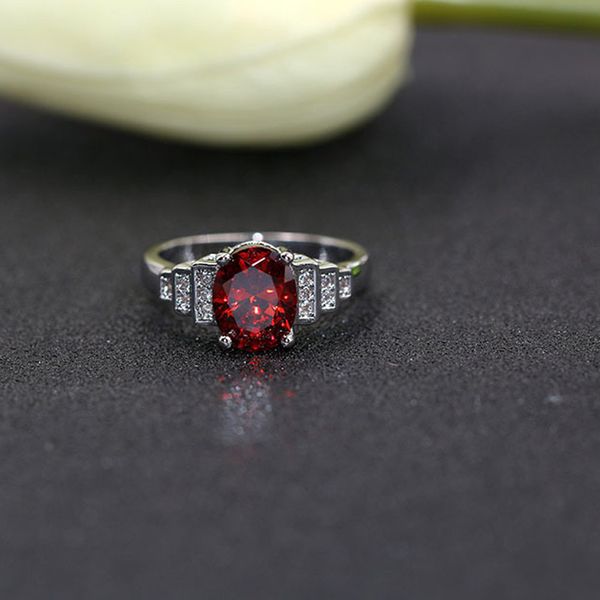 

New Best Design Womens Romantic Red Stone Gift Ring Lucky Fortunate Silver Plated Wedding Statement Ring