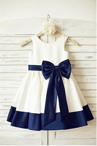 ivory and navy blue a line flower girl dresses new bowknot colorful toddler floor length wedding party gowns real image belt satin, White;blue
ivory and navy blue a line flower girl dresses new bowknot colorful toddler floor length wedding party gowns real image belt satin, White;blue