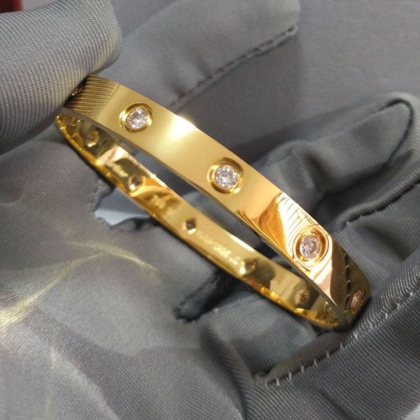 Charm fashion jewerly carter Love brand crystal Mens Bracelet Screwdriver For Women Bracelets couple Screw Bangle gift h Jewelry wholesale
Charm fashion jewerly carter Love brand crystal Mens Bracelet Screwdriver For Women Bracelets couple Screw Bangle gift h Jewelry wholesale