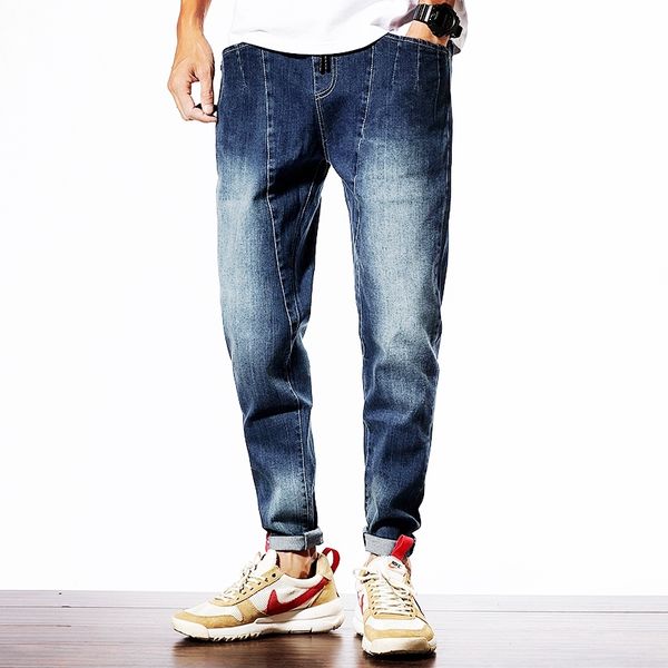 2018 spring and autumn new men's solid color simple trousers youth casual jeans business temperament wild fashion, Blue
2018 spring and autumn new men's solid color simple trousers youth casual jeans business temperament wild fashion, Blue