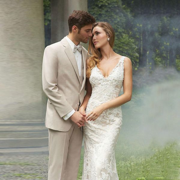 custom made khaki men suits wedding beach wedding party slim fit groom tuxedos 3 piece jacket pants vest groomsmen suit prom wear two-button, Black;gray
custom made khaki men suits wedding beach wedding party slim fit groom tuxedos 3 piece jacket pants vest groomsmen suit prom wear two-button, Black;gray
