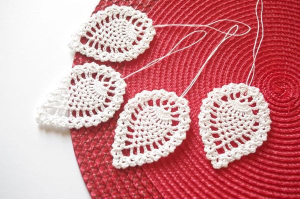 crochet christmas ornaments hanging christmas decorations white crochet leaves christmas tree decorations crochet leaf set of 10 ~2x4 inches, Black
crochet christmas ornaments hanging christmas decorations white crochet leaves christmas tree decorations crochet leaf set of 10 ~2x4 inches, Black