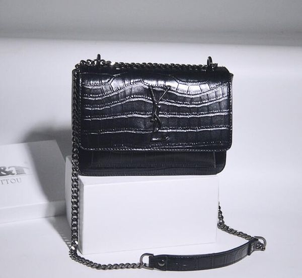 New fashion luxury brand handbags handbags designer handbags ladies diagonal bag fashion small square bag ladies backpack 
New fashion luxury brand handbags handbags designer handbags ladies diagonal bag fashion small square bag ladies backpack