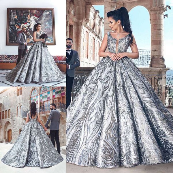 zuhair murad ball gown evening dresses 2019 v neck backless luxury formal prom gowns fashion silver party dress custom made, Black;red
zuhair murad ball gown evening dresses 2019 v neck backless luxury formal prom gowns fashion silver party dress custom made, Black;red