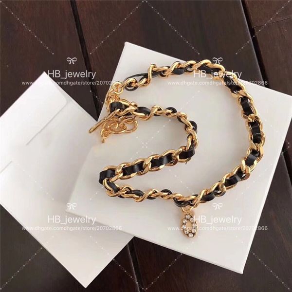 Популярный модный бренд Высокая версия Черный Vintage Choker Ожерелье для леди Дизайн Ж
Популярный модный бренд Высокая версия Черный Vintage Choker Ожерелье для леди Дизайн Ж