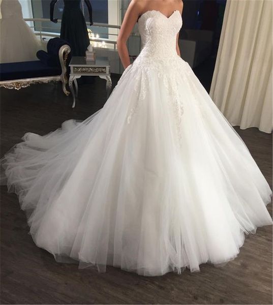 new charming elegant bridal dresses sweetheart ball gown lace floor length wedding dresses sleeveless wedding dress, White
new charming elegant bridal dresses sweetheart ball gown lace floor length wedding dresses sleeveless wedding dress, White