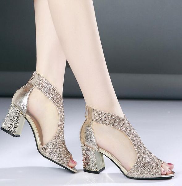 The latest female high-heeled shoes shallow mouth pointed sparkle sequins sexy thin nightclubs high-heeled shoes party shoes
The latest female high-heeled shoes shallow mouth pointed sparkle sequins sexy thin nightclubs high-heeled shoes party shoes