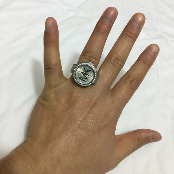 women stainless steel ring watch lady silver shine diamond ring clock girl elastic strap hand watches mk0022, Bronze;slivery
women stainless steel ring watch lady silver shine diamond ring clock girl elastic strap hand watches mk0022, Bronze;slivery