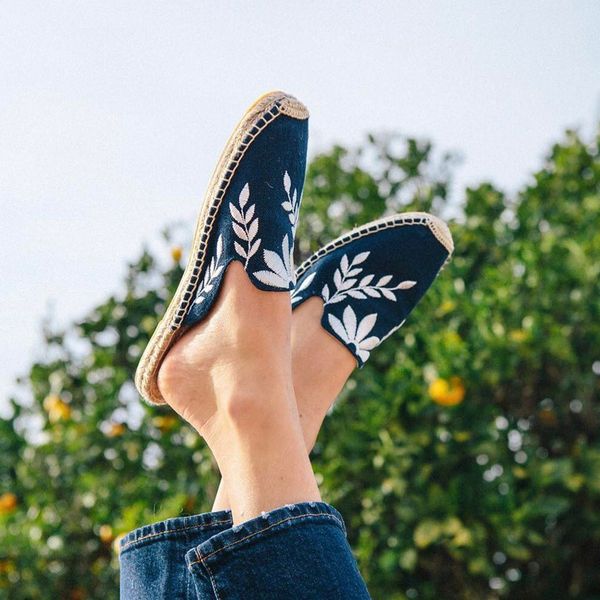 hzxinlive new 2018 leaves embroidery espadrilles women canvas flat slippers summer casual beach sandals for women flats shoes, Black
hzxinlive new 2018 leaves embroidery espadrilles women canvas flat slippers summer casual beach sandals for women flats shoes, Black