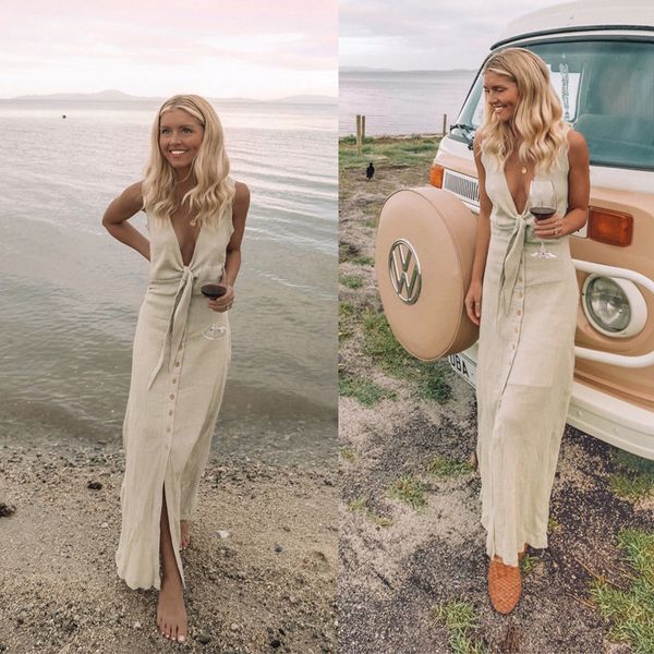 women sleeveless deep v neck button down tie front spaghetti strap split a-line dress, Black;gray
women sleeveless deep v neck button down tie front spaghetti strap split a-line dress, Black;gray