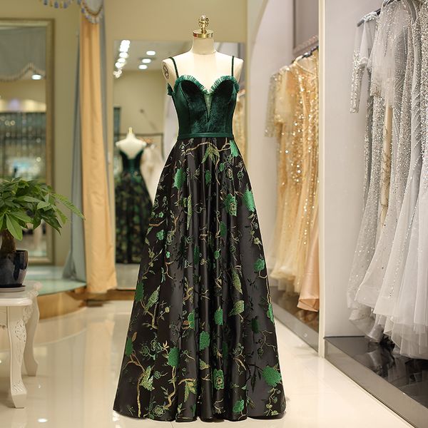 2018 new elegant dress embroidery satin spaghetti sweetheart neckline prom gowns robe de soiree floor length evening weeding gown 42711, Black
2018 new elegant dress embroidery satin spaghetti sweetheart neckline prom gowns robe de soiree floor length evening weeding gown 42711, Black