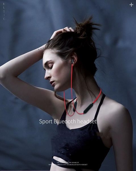 Magnetic B x Bluetooth headphones 8HR Wireless Bluetooth earphones earbuds with Mic B Sports neckband Headset with retail box.
Magnetic B x Bluetooth headphones 8HR Wireless Bluetooth earphones earbuds with Mic B Sports neckband Headset with retail box.
