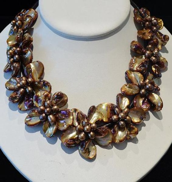 handmade shell pearl flower necklace,brown color baroque mop freshwater pearl shell flower black leather necklace, Silver
handmade shell pearl flower necklace,brown color baroque mop freshwater pearl shell flower black leather necklace, Silver