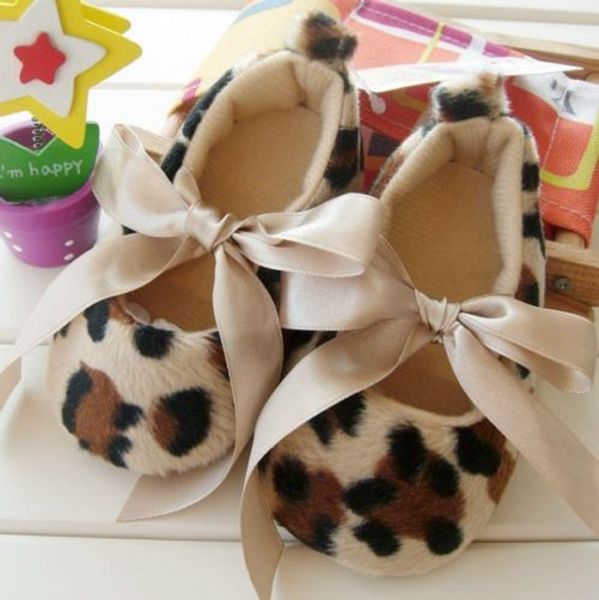 newborn baby casual shoes baby girls leopard soft sole sneaker for age 12 month, Black
newborn baby casual shoes baby girls leopard soft sole sneaker for age 12 month, Black