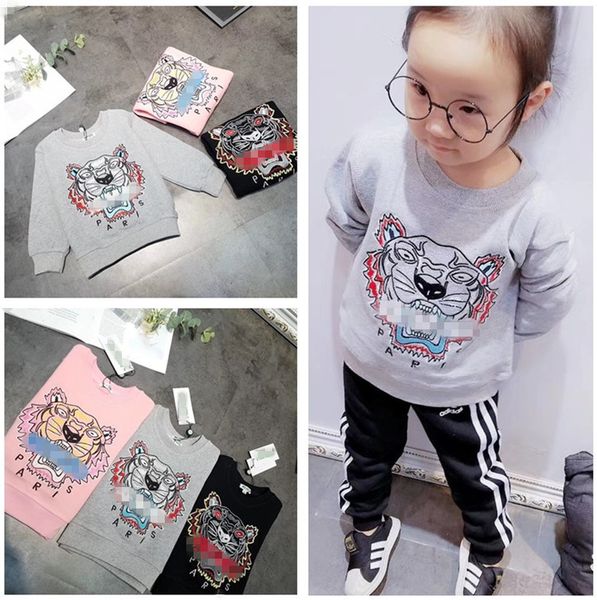 Kid clothing baby weater 2018 autumn fa hion children cotton woolen weater exqui ite tiger head embroidery for kid weater hirt
Kid clothing baby weater 2018 autumn fa hion children cotton woolen weater exqui ite tiger head embroidery for kid weater hirt