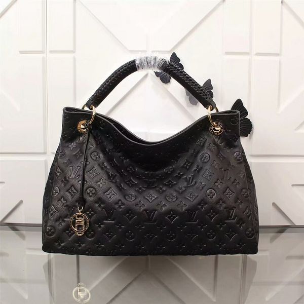 2019 m93450 leather flower printing embo ed handbag houlder bag hobo handbag handle bo ton cro body me enger houlder bag
2019 m93450 leather flower printing embo ed handbag houlder bag hobo handbag handle bo ton cro body me enger houlder bag