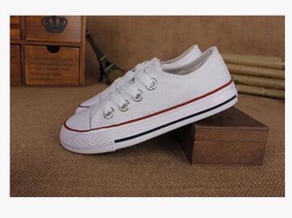 new brand kids canvas shoes fashion high low shoes boys and girls sports canvas children shoes, Black;red
new brand kids canvas shoes fashion high low shoes boys and girls sports canvas children shoes, Black;red