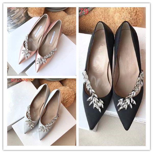 New women High heels in 2018 Fine with pointed A word buckle Sexy Rhinestone shoes size 34-39
New women High heels in 2018 Fine with pointed A word buckle Sexy Rhinestone shoes size 34-39