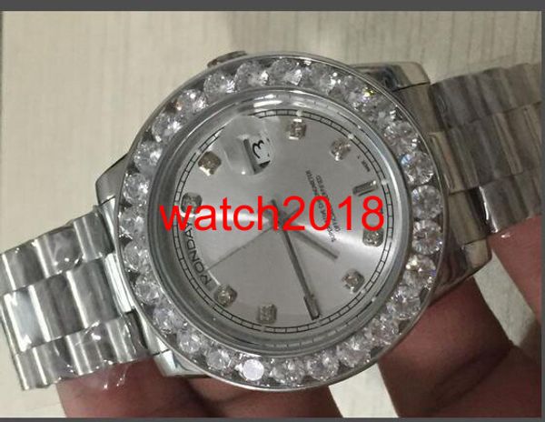Luxury Watch Stainless Steel Men's 36mm D@yDate Pres1dent 18K White Bigger Diamond Dial & Bezel Quickset 2YR Automatic Mens Watch Wristwatch
Luxury Watch Stainless Steel Men's 36mm D@yDate Pres1dent 18K White Bigger Diamond Dial & Bezel Quickset 2YR Automatic Mens Watch Wristwatch