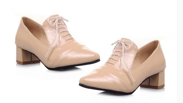 send 2015 spring and autumn new style pointed end coarse heel middle heel bride's shoes women, Black
send 2015 spring and autumn new style pointed end coarse heel middle heel bride's shoes women, Black