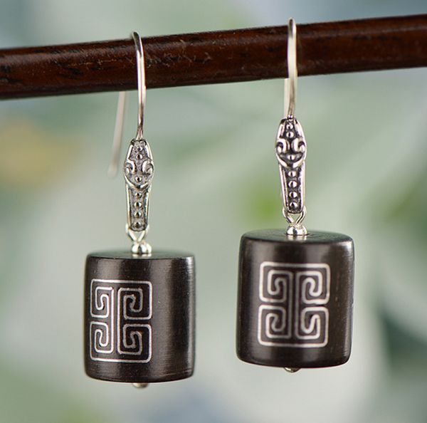 2018 new fashion brinco style handmade mosaic pattern, sandalwood earrings, antique fashion jewelry accessories lady s925, Golden;silver
2018 new fashion brinco style handmade mosaic pattern, sandalwood earrings, antique fashion jewelry accessories lady s925, Golden;silver