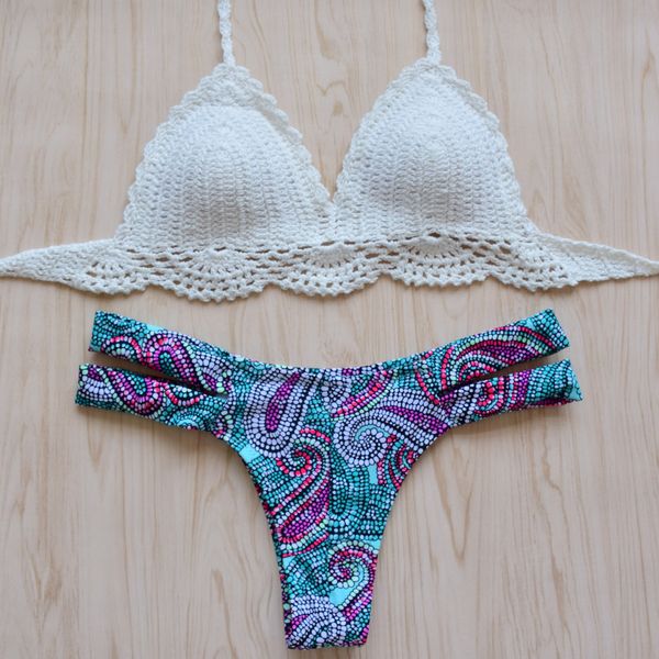 swimsuit and super bikini swimsuit, White;black 
swimsuit and super bikini swimsuit, White;black
