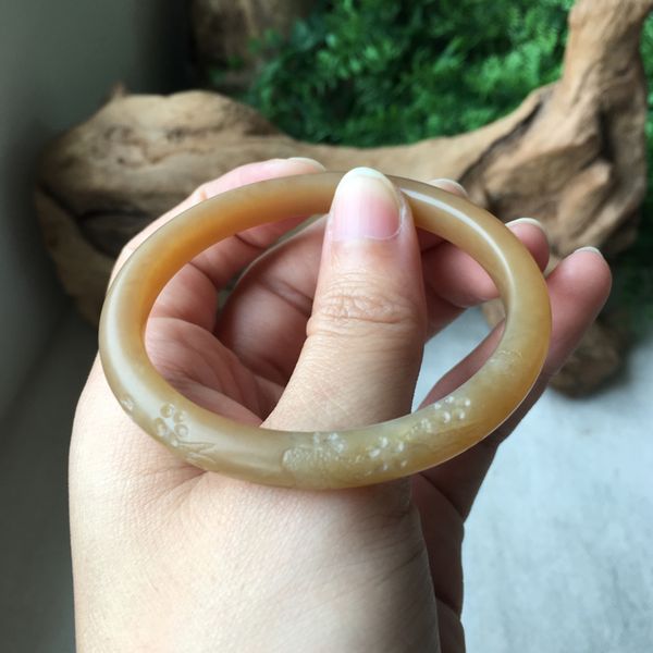 h1#hetian jade candy jade bracelet full of red sugar-colored thin strips carved plum bracelet, Golden;silver
h1#hetian jade candy jade bracelet full of red sugar-colored thin strips carved plum bracelet, Golden;silver