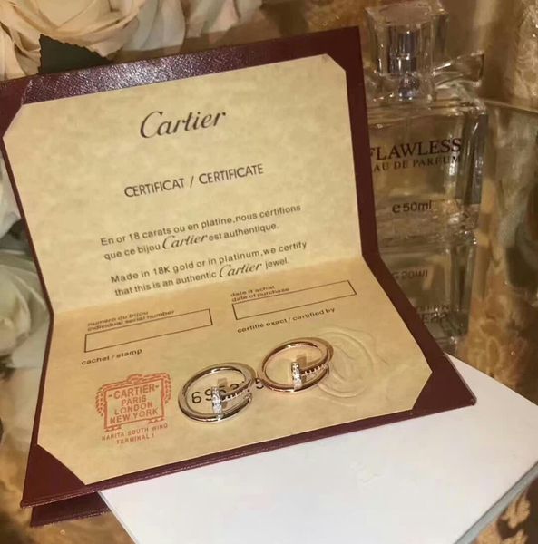 2018 новый женский ногтей кольцо импортированные стерлингового серебра 925 высокого класса материал регулируемый кодовый номер, элегантный и благородный мода Шарм
2018 новый женский ногтей кольцо импортированные стерлингового серебра 925 высокого класса материал регулируемый кодовый номер, элегантный и благородный мода Шарм