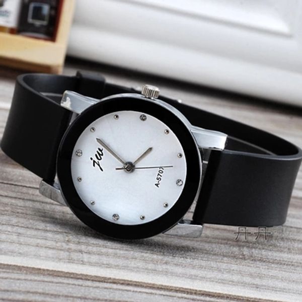 fashion jw brand casual quartz womenmen lovers clock leather strap student watch lover wristwatches relogio masculino, Slivery;brown
fashion jw brand casual quartz womenmen lovers clock leather strap student watch lover wristwatches relogio masculino, Slivery;brown