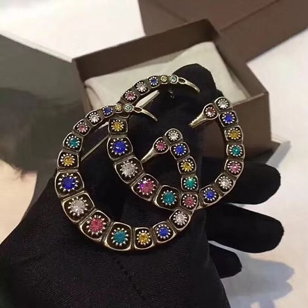 Pinos, Pregadeiras lakebaikal
Pinos, Pregadeiras lakebaikal