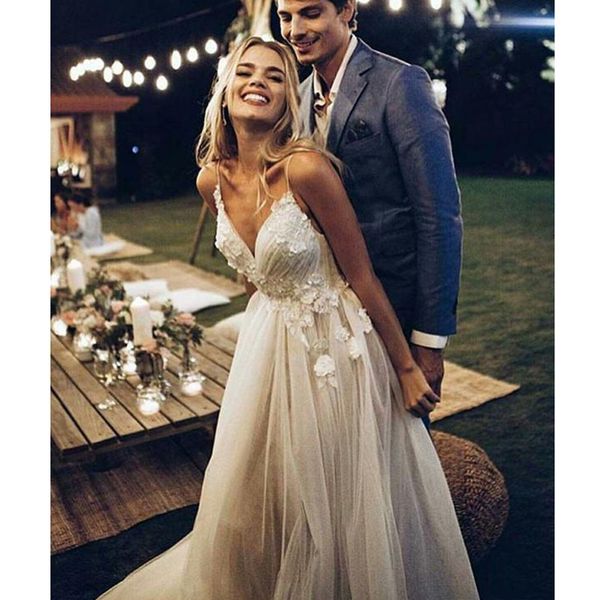 lorie boho wedding dresses 2019 spaghetti strap appliqued with flowers tulle a-line lace backless beach bride dress wedding gown, White
lorie boho wedding dresses 2019 spaghetti strap appliqued with flowers tulle a-line lace backless beach bride dress wedding gown, White