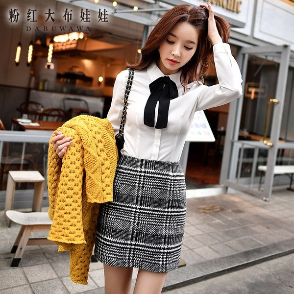 original skirt 2017 new autumn winter fashion casual temperament ladies black and white lattice plaid mini pencil skirt women
original skirt 2017 new autumn winter fashion casual temperament ladies black and white lattice plaid mini pencil skirt women