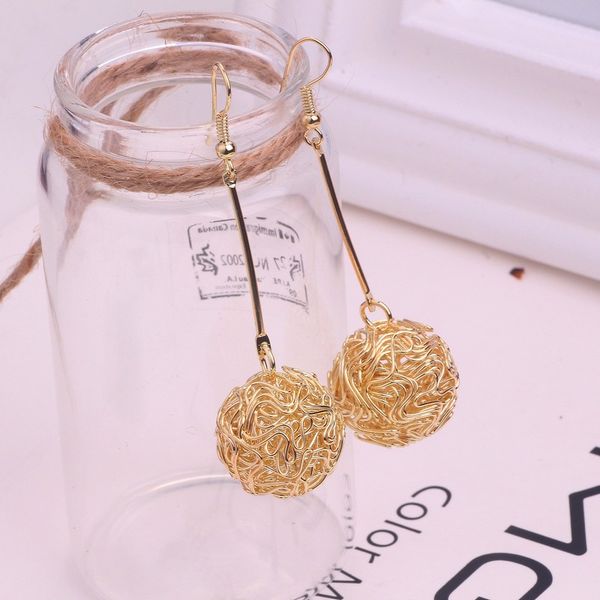 yokorean version of the selling wholesale female models winding women's earrings fashion jewelry, Silver
yokorean version of the selling wholesale female models winding women's earrings fashion jewelry, Silver