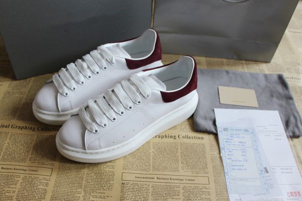 Fashion Luxury brands designer Men women sneaker Casual Shoes top quality real leather Sneakers 35-46
Fashion Luxury brands designer Men women sneaker Casual Shoes top quality real leather Sneakers 35-46