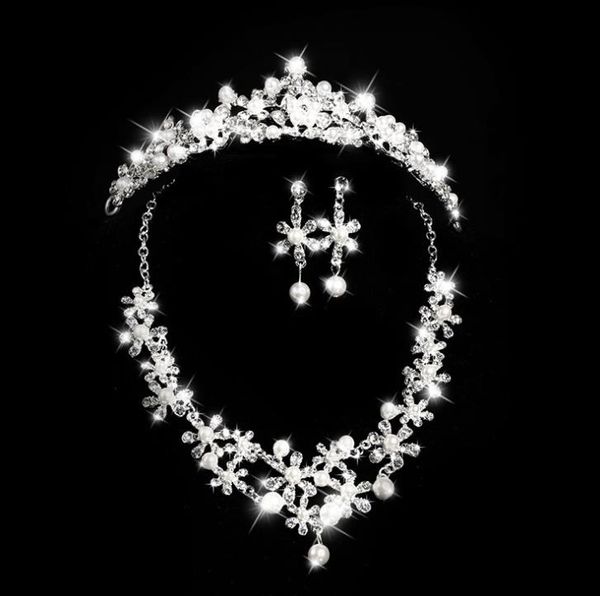 bridal accessories, chrysanthemums, pearls, wedding accessories, headdress sets, Silver
bridal accessories, chrysanthemums, pearls, wedding accessories, headdress sets, Silver