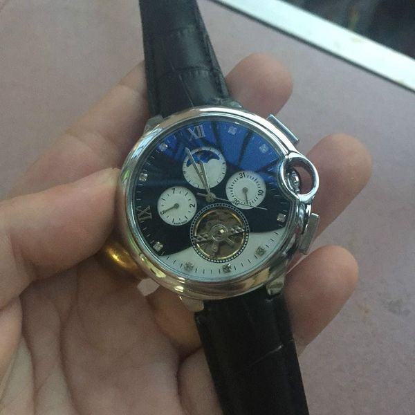 Мужчины AAA качества наблюдают роскошные спортивные часы верхние марки скелет tourbi 
Мужчины AAA качества наблюдают роскошные спортивные часы верхние марки скелет tourbi