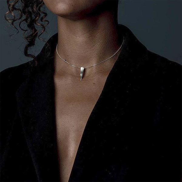 women fashion personality triangle geometry silver chain pendant necklace simple birthday party charm jewelry gift
women fashion personality triangle geometry silver chain pendant necklace simple birthday party charm jewelry gift