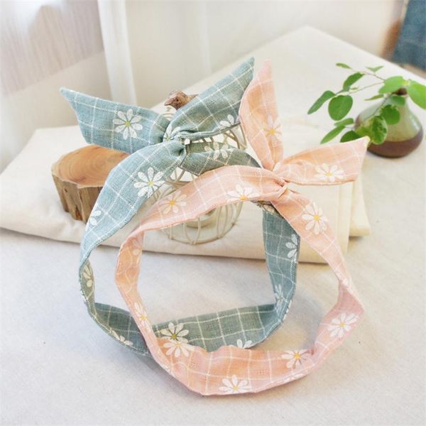 fashion daisies embroidery headband small fresh daisy flowers hair band rabbit ear bandanas hair accessories ornament, Slivery;white
fashion daisies embroidery headband small fresh daisy flowers hair band rabbit ear bandanas hair accessories ornament, Slivery;white