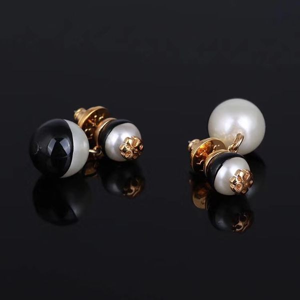 

New arrival Top brass material Brand name black and white large Pearl beads in 1.5cm and smaol 0.8cm stud Earring 18k gold plated women dro