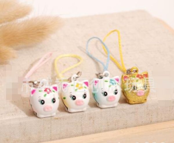 new 50 pcs cartoon pig pendant diy key chains with bell bag pendant gifts favors h-01, Silver
new 50 pcs cartoon pig pendant diy key chains with bell bag pendant gifts favors h-01, Silver