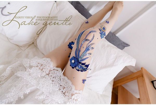 2018 hand-embroidered flower style cherry blue demon ji pattern anti-hook silk mask socks stockings rompers socks women, Black;white
2018 hand-embroidered flower style cherry blue demon ji pattern anti-hook silk mask socks stockings rompers socks women, Black;white