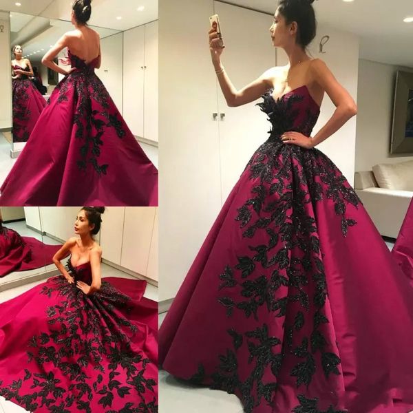 sparkly sequined backless prom dresses appliqued sweetheart satin evening dress vestidos de fiesta sweep train formal gowns party wear, Black
sparkly sequined backless prom dresses appliqued sweetheart satin evening dress vestidos de fiesta sweep train formal gowns party wear, Black