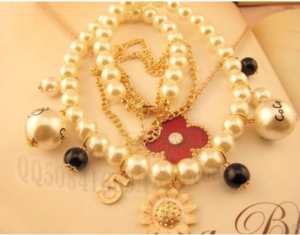 camellia CC jewelry New Fashion Long Sweater chain Wild Autumn Winter Women Accessories Pearls Rhinestone Dripping oil 5
camellia CC jewelry New Fashion Long Sweater chain Wild Autumn Winter Women Accessories Pearls Rhinestone Dripping oil 5