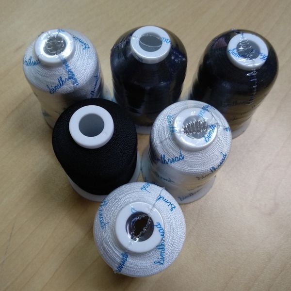 6 black color 100% rayon embroidery machine thread 800m each ideal for brother janome pfaff and most home embroidery machines, Black;white
6 black color 100% rayon embroidery machine thread 800m each ideal for brother janome pfaff and most home embroidery machines, Black;white